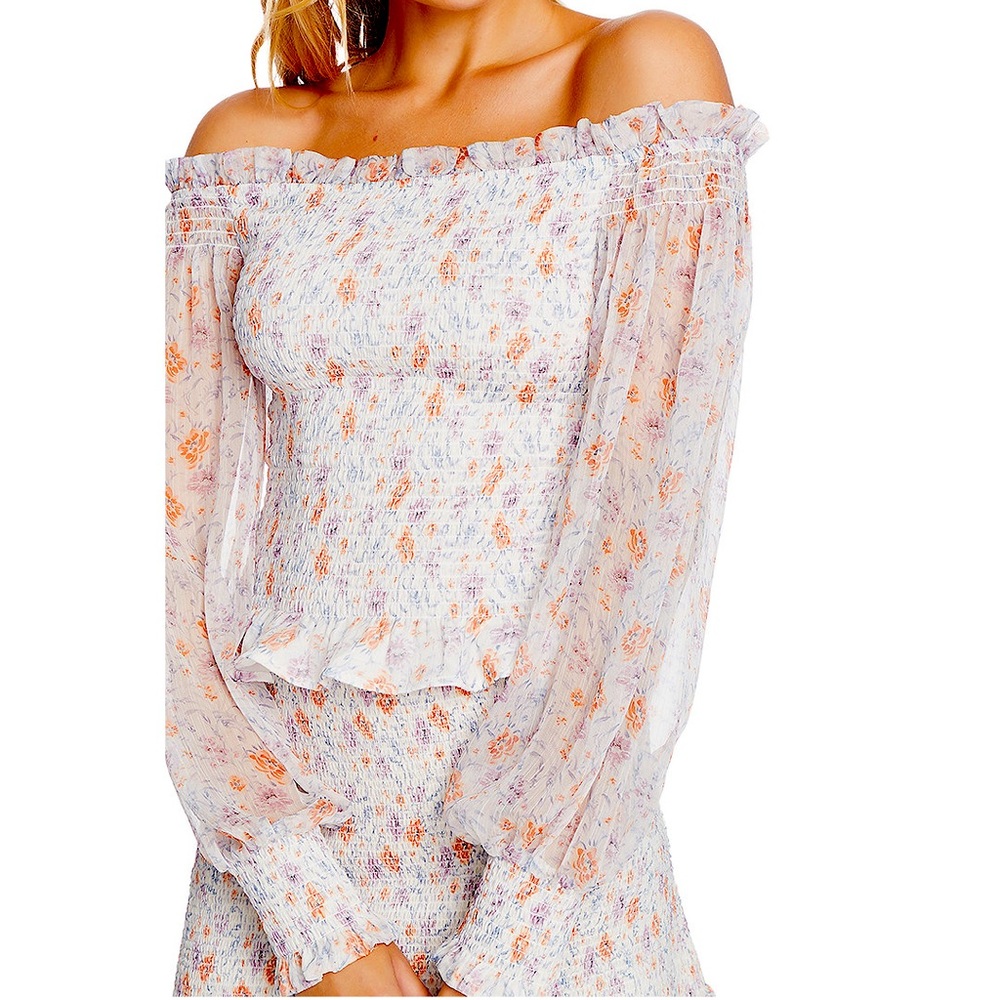 1.STATE off the shoulder blouse 🤍